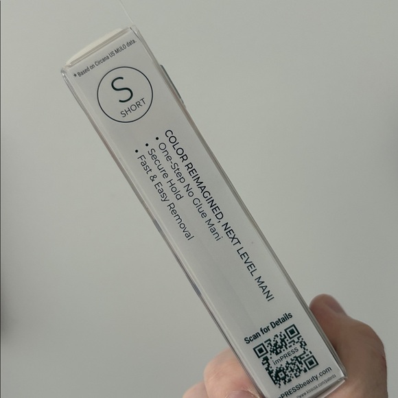 imPRESS Color FX No Glue Nail Kit - Shimmering “Connection” - Picture 4 of 6